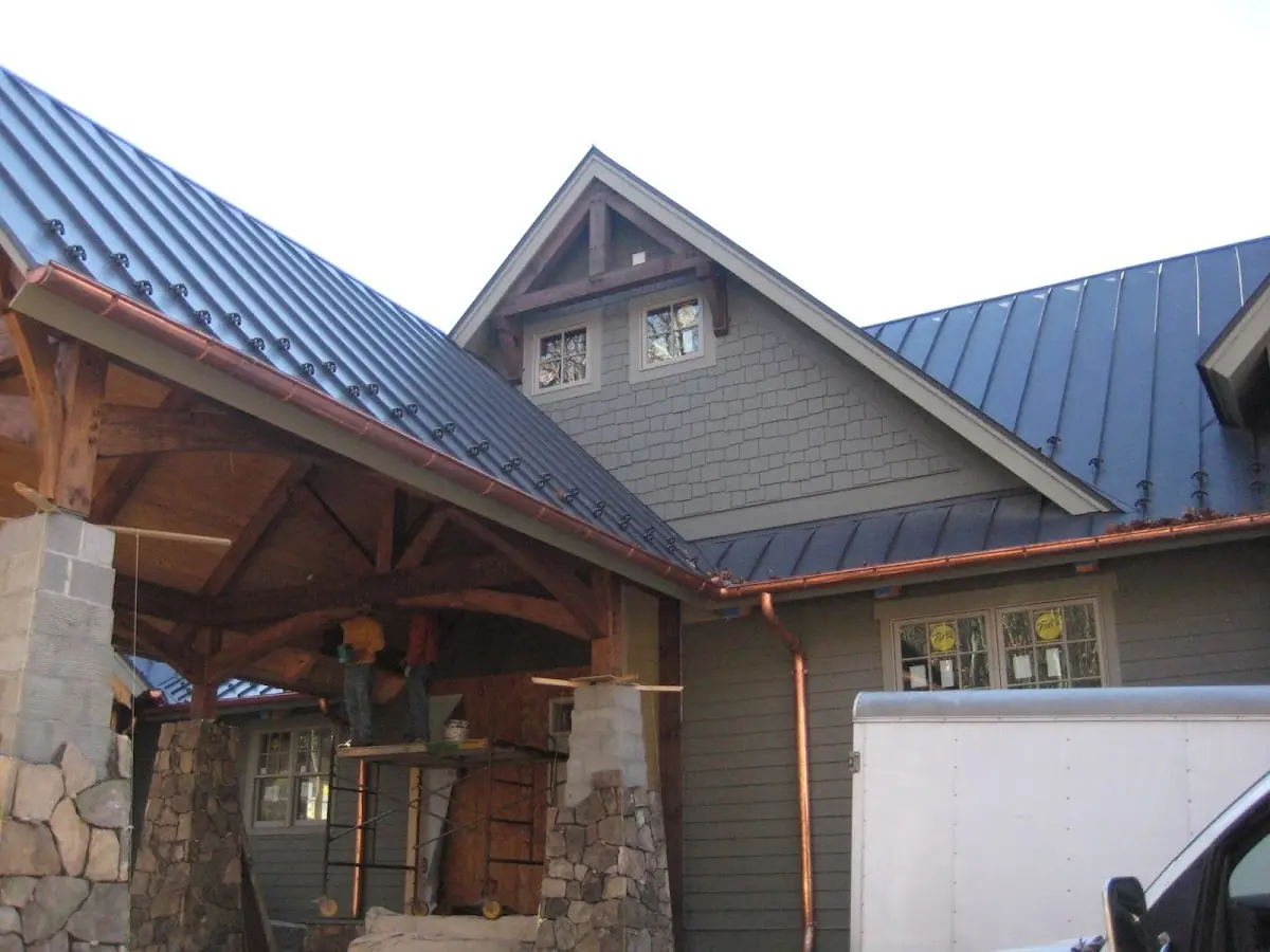 Craftsman Roofing team delivering quality roofing work in Drayton